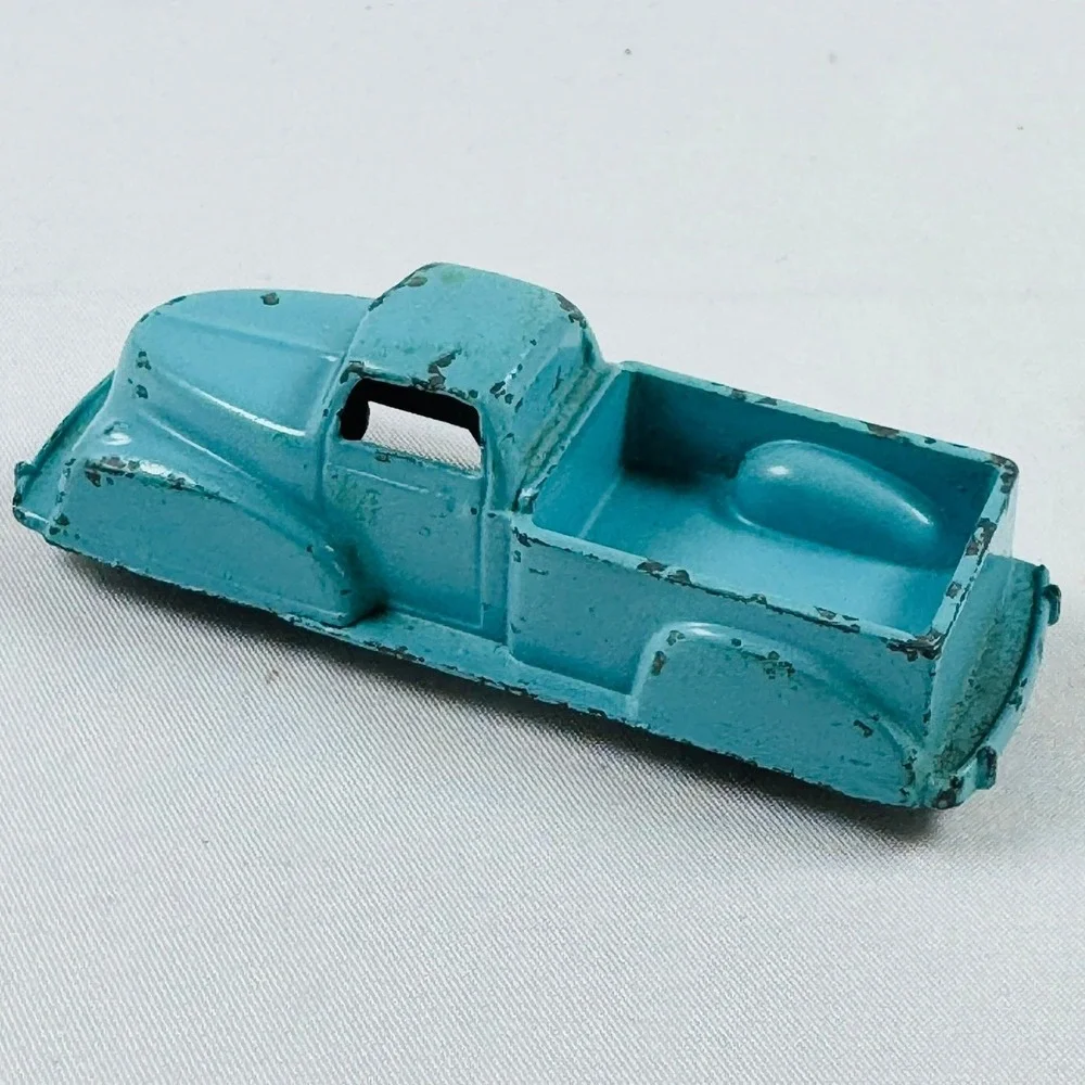 Vintage Renwal No 14 Pickup Truck Diecast Metal Toy Turquoise Blue USA Made 3